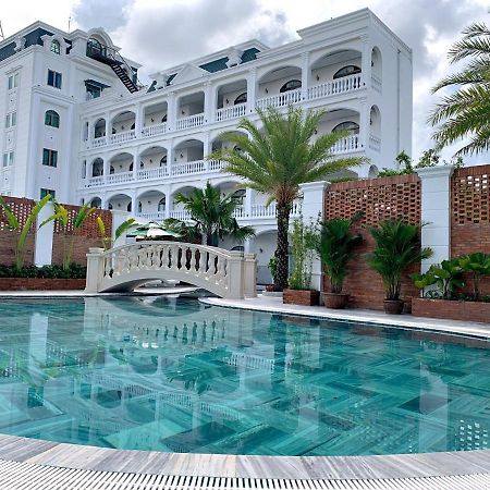 Thuan Phat Hotel Soc Trang Luaran gambar