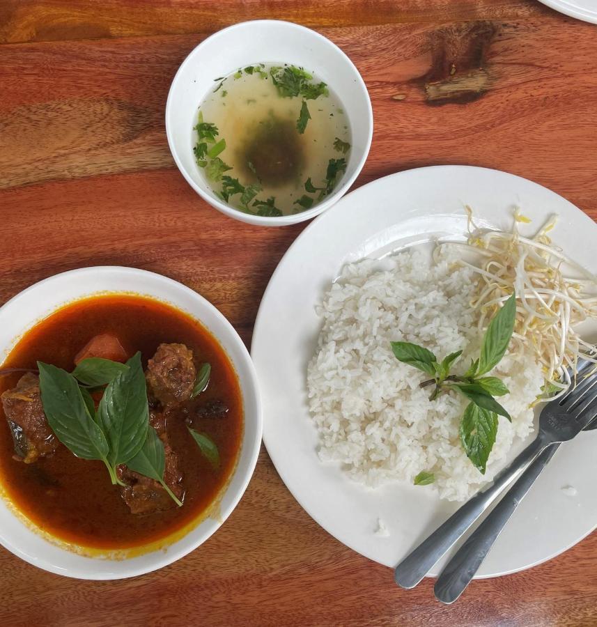 Thuan Phat Hotel Soc Trang Luaran gambar
